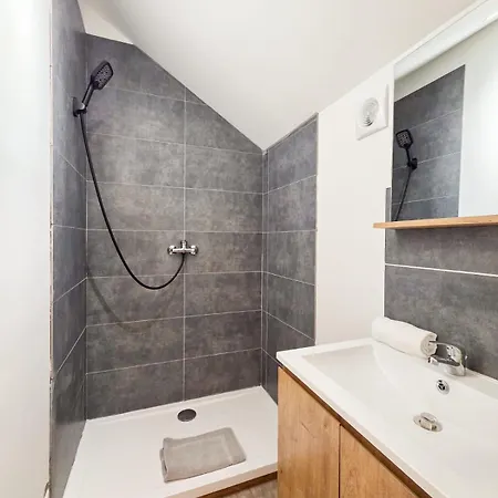 J2 Duplex, Central, Proche Gare, Therme, Opera *
