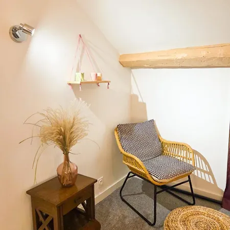J2 Duplex, Central, Proche Gare, Therme, Opera アパート *