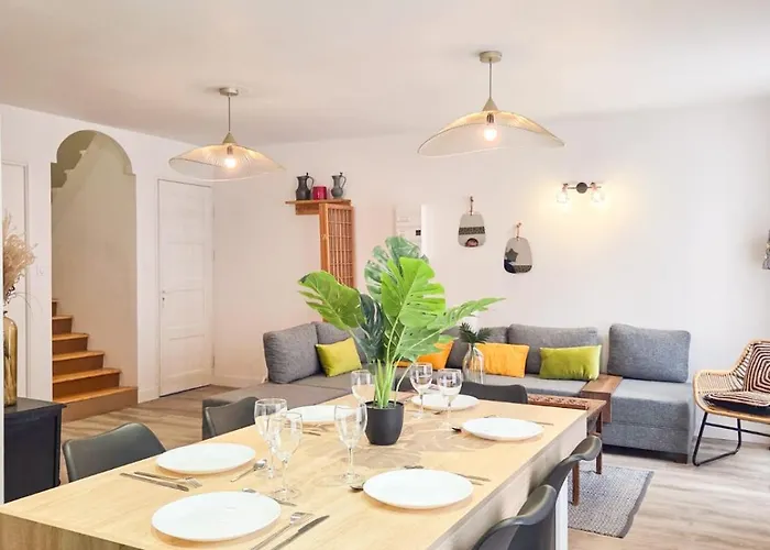 Apartment J2 Duplex, Central, Proche Gare, Therme, Opera *